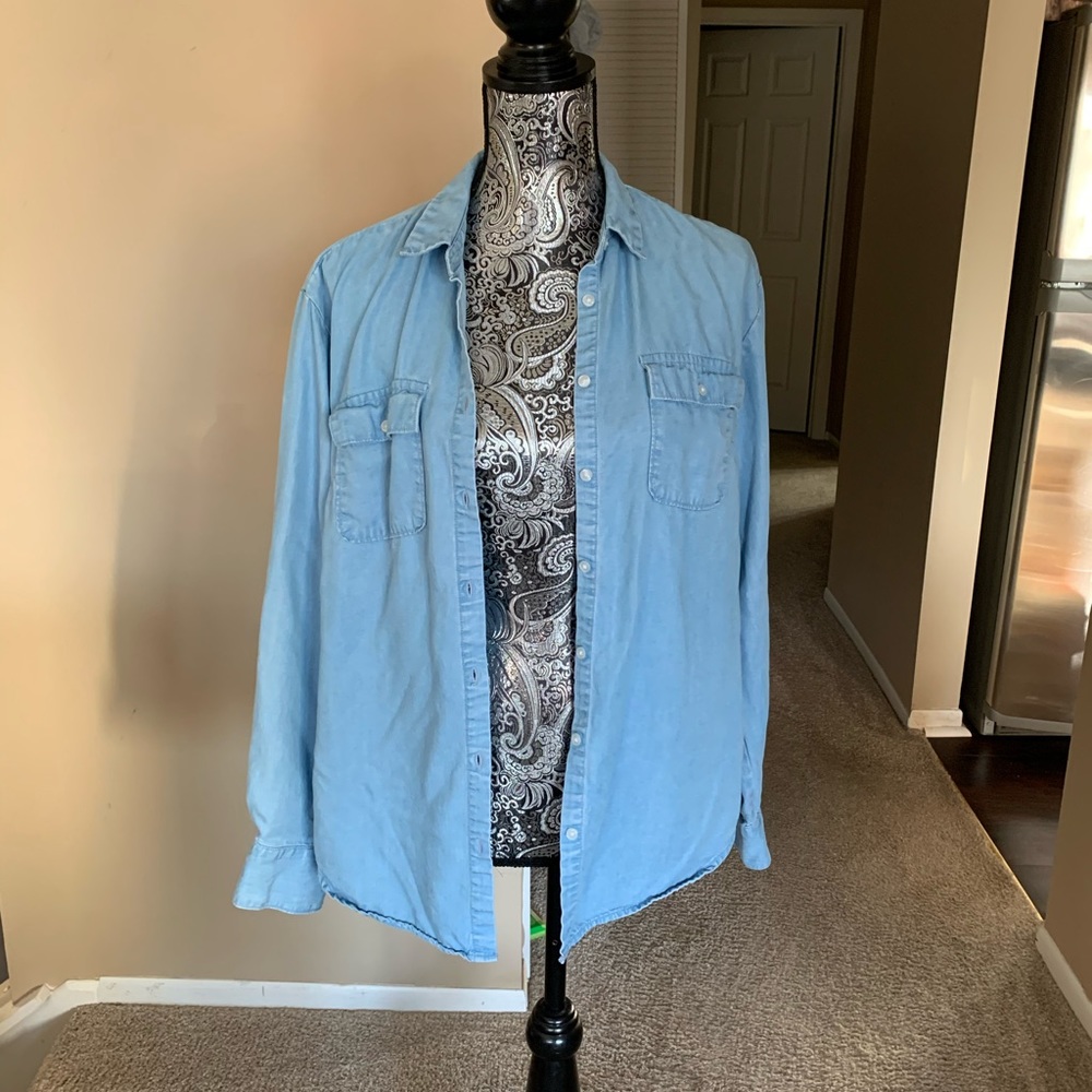 🌸$5 SALE🌸 A New Day long sleeve blouse
